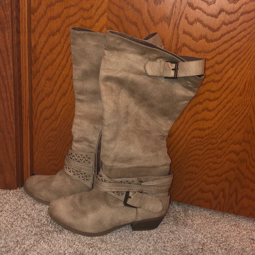 Tan dress boots